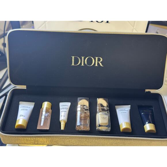 Dior Prestige Limited Edition 7 piece skin care set in Gold “CD” logo zip case - Picture 1 of 7